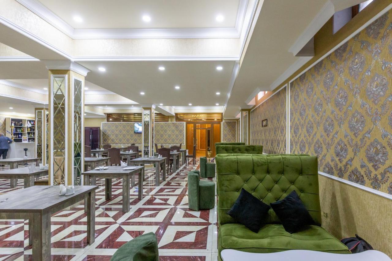 Istanbul Gold Hotel Baku Exteriör bild