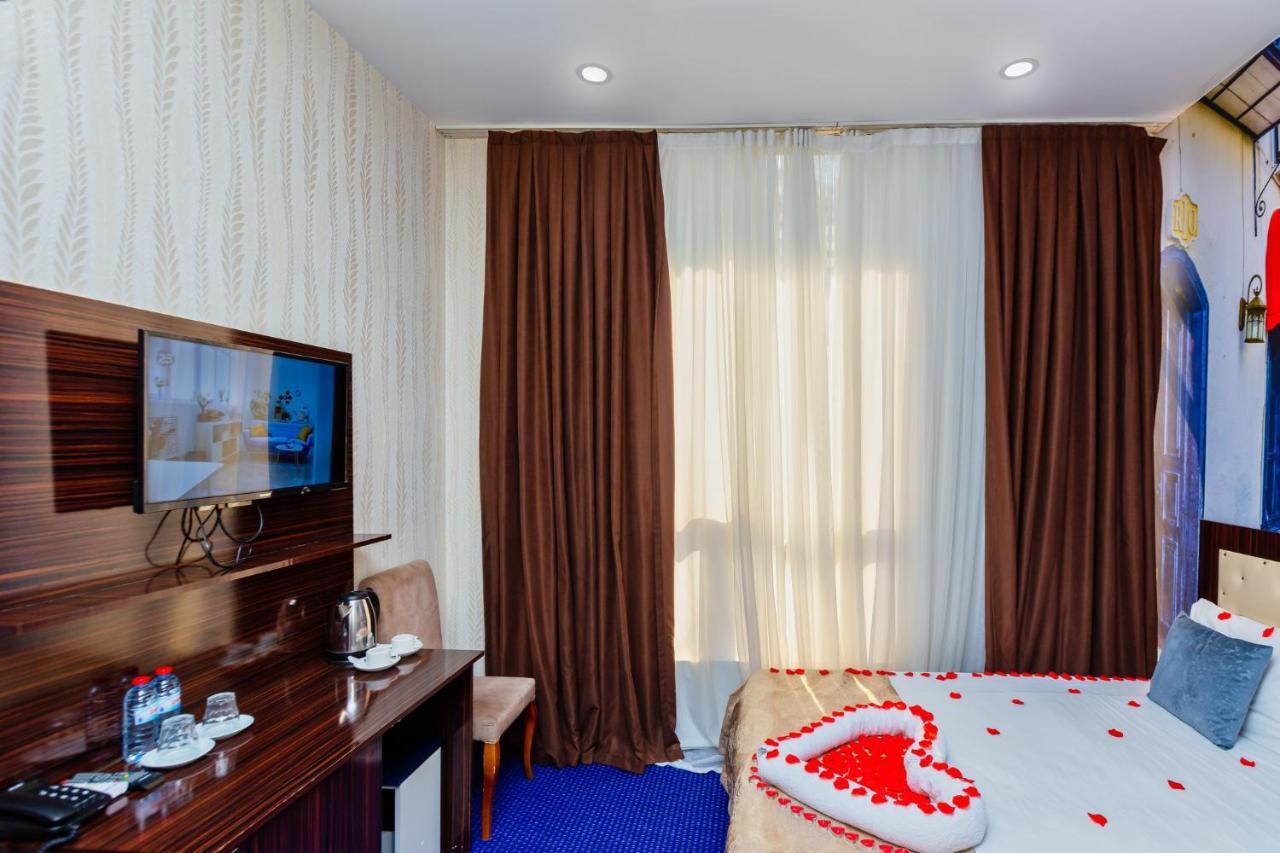 Istanbul Gold Hotel Baku Exteriör bild